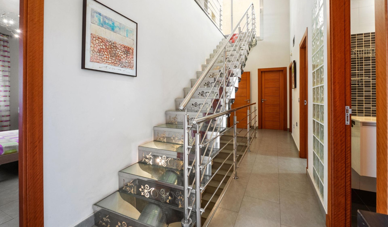 Reventa - Villa independiente - Rojales