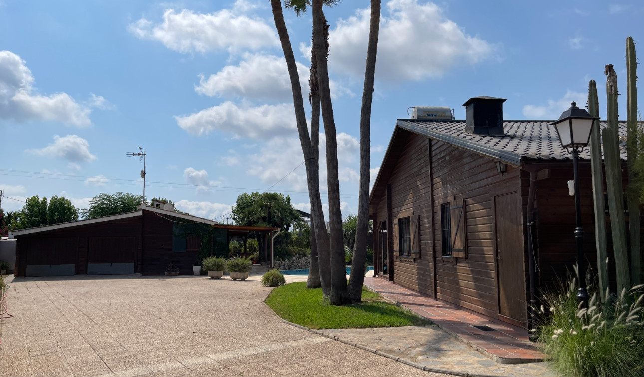 Reventa - Villa independiente - San Fulgencio - La Marina