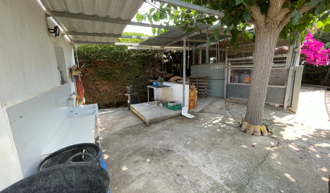 Reventa - Villa independiente - San Fulgencio - La Marina