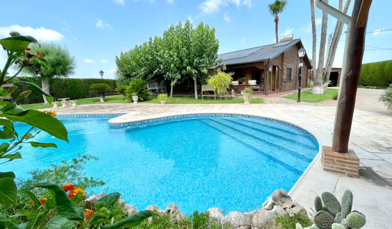Reventa - Villa independiente - San Fulgencio - La Marina