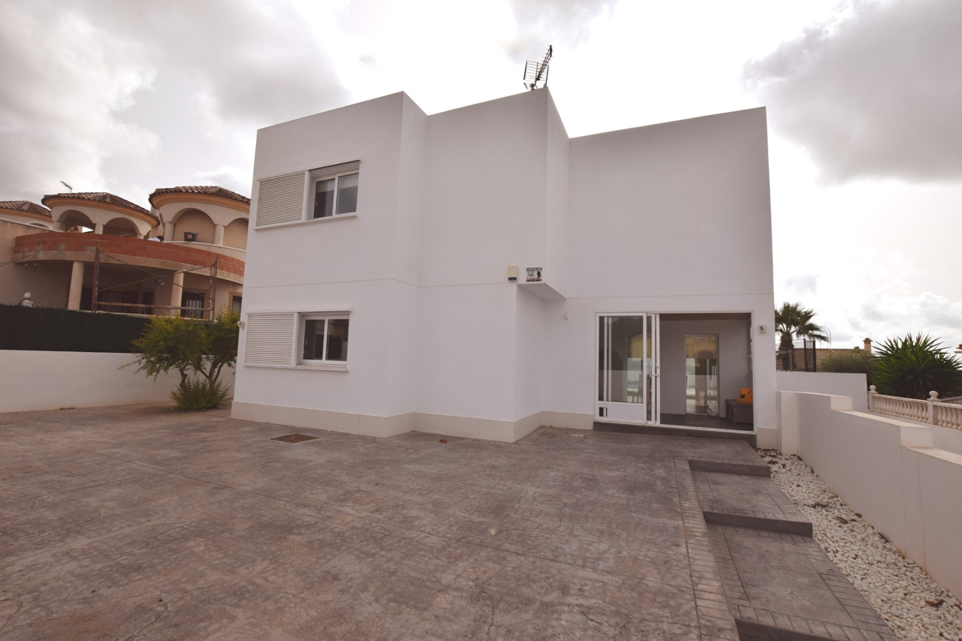 Reventa - Villa independiente - San Fulgencio - La Marina