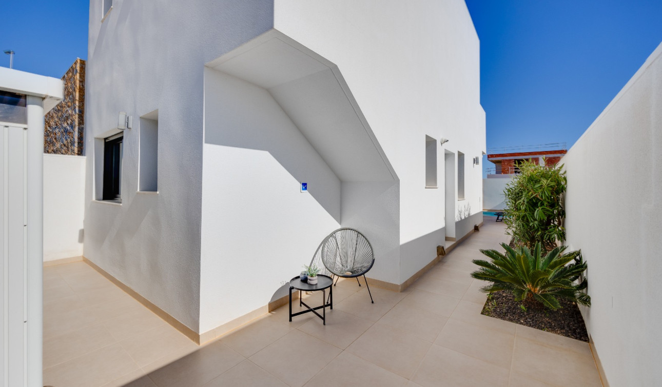 Reventa - Villa independiente - San Javier - Santiago De La Ribera