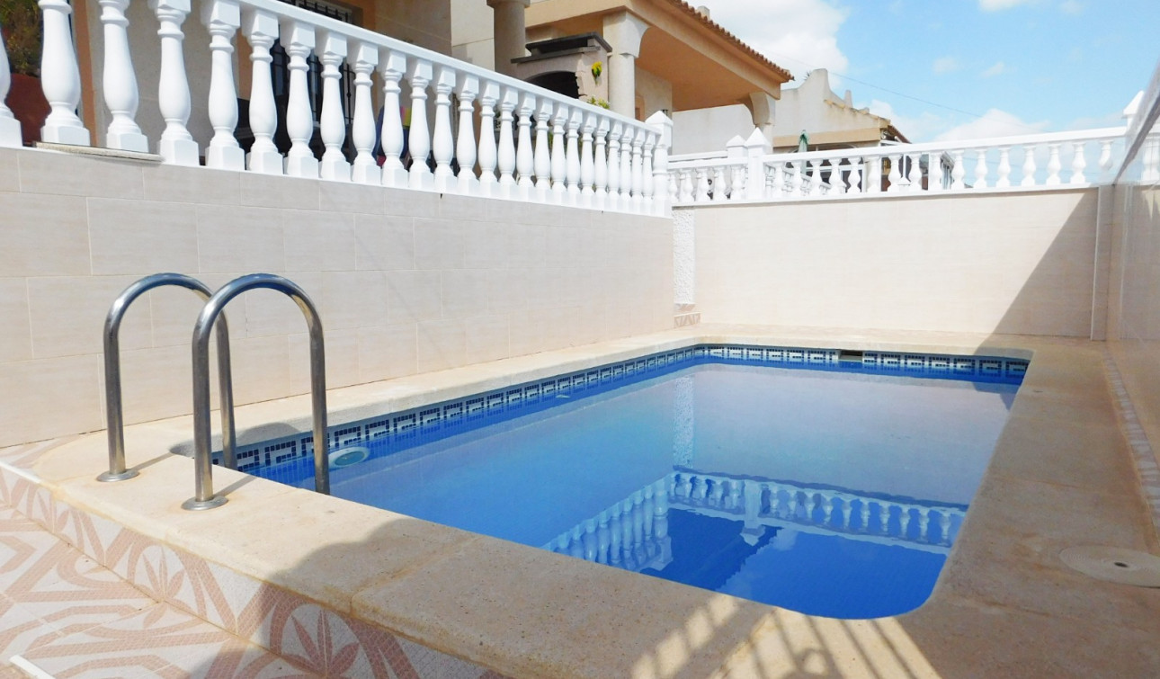 Reventa - Villa independiente - San Miguel de Salinas - Blue Lagoon