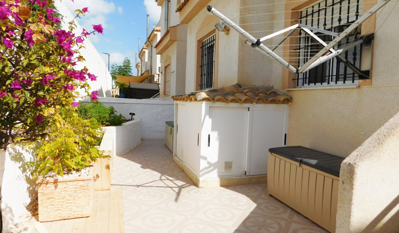 Reventa - Villa independiente - San Miguel de Salinas - Blue Lagoon