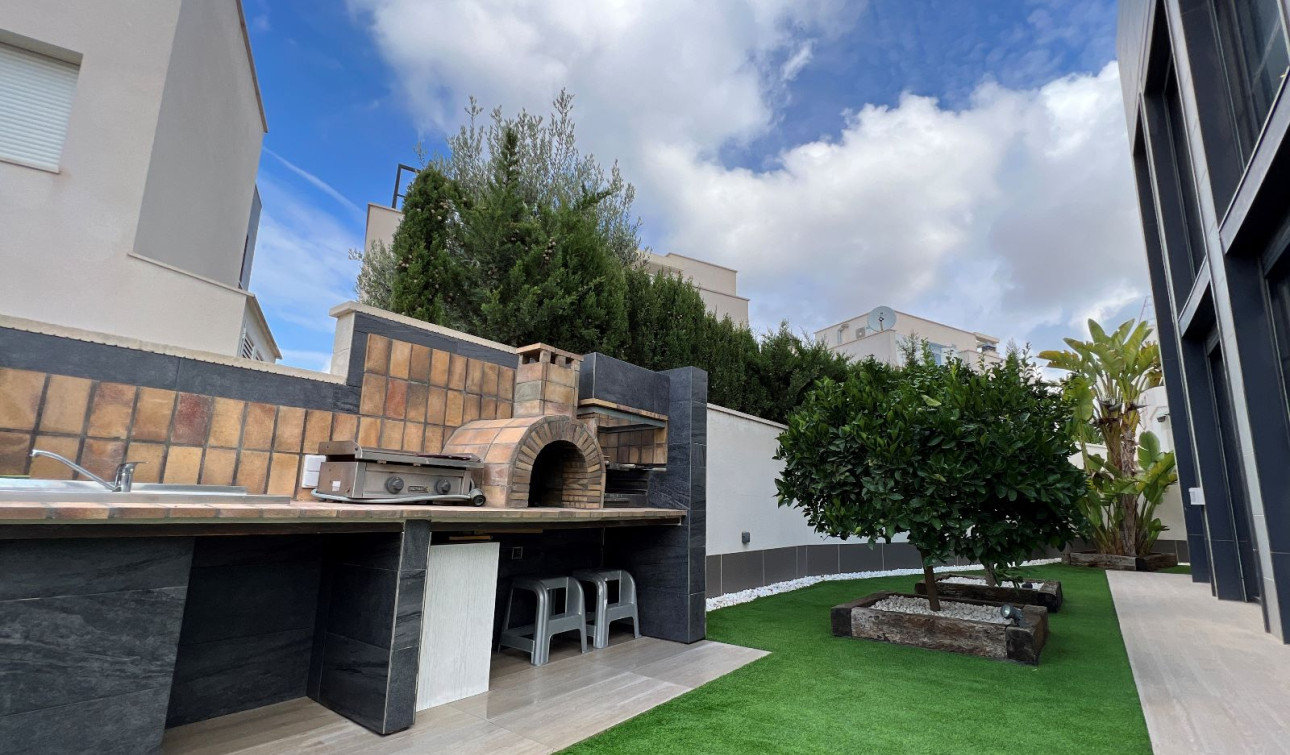 Reventa - Villa independiente - San Miguel de Salinas - Costa Blanca