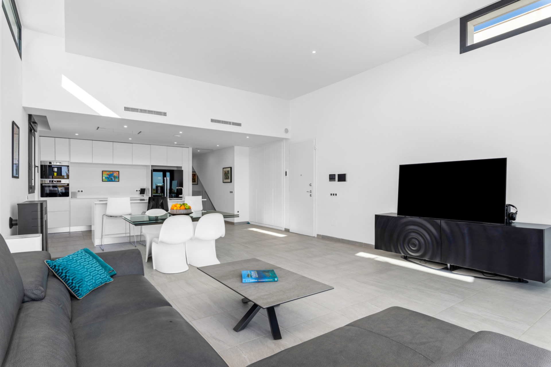 Reventa - Villa independiente - San Miguel de Salinas - Inland