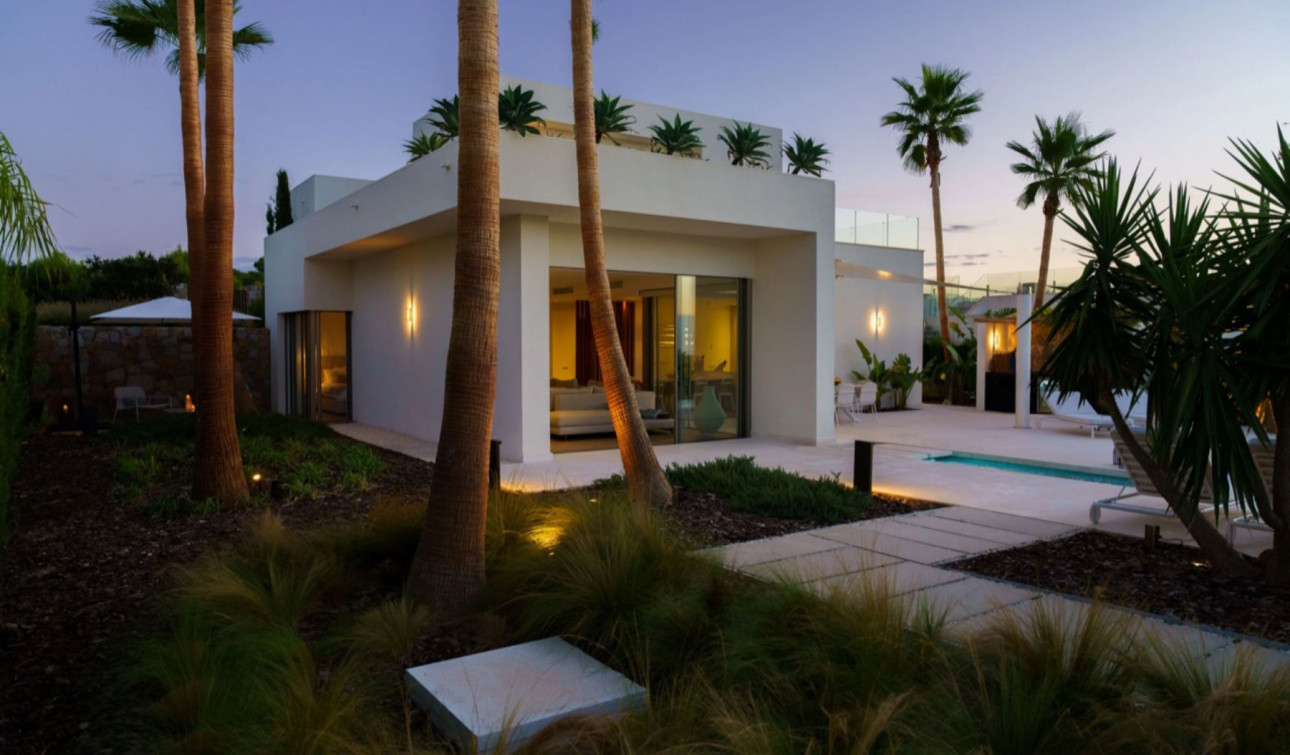 Reventa - Villa independiente - San Miguel de Salinas - Las Colinas golf