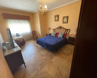 Reventa - Villa independiente - San Miguel de Salinas - Pueblo