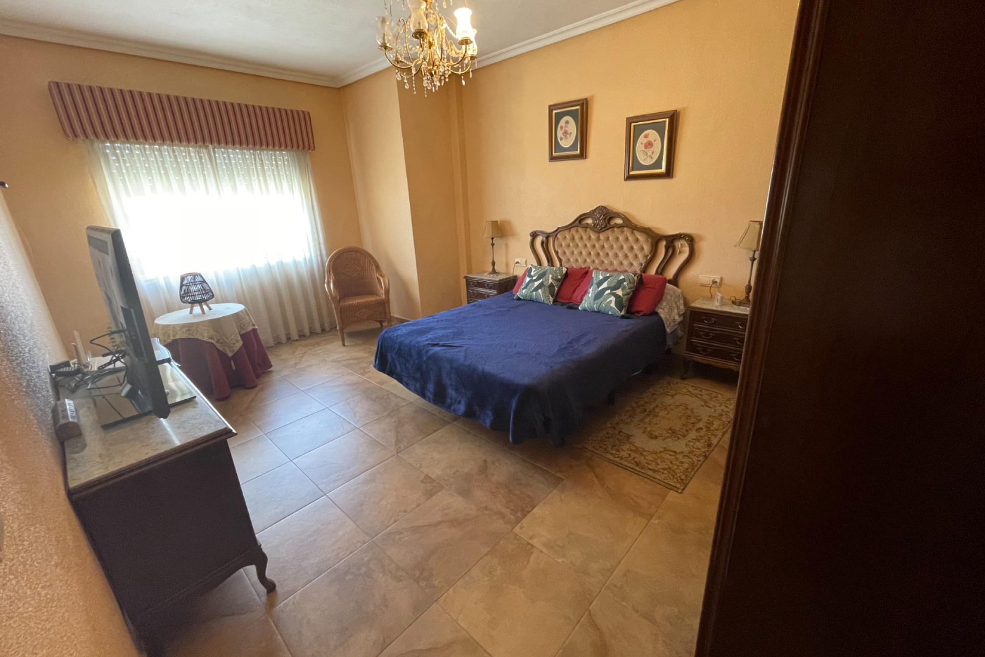 Reventa - Villa independiente - San Miguel de Salinas - Pueblo