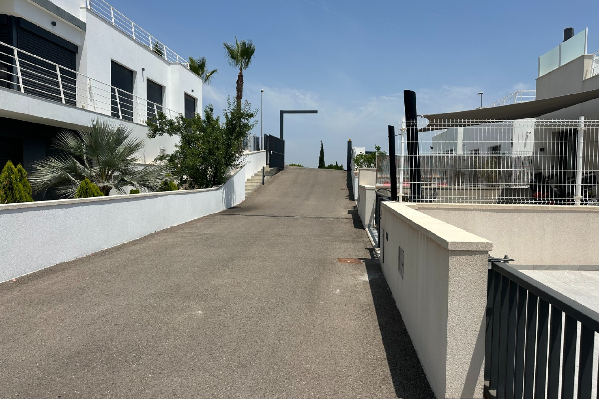 Reventa - Villa independiente - San Miguel de Salinas - San Miguel Salinas