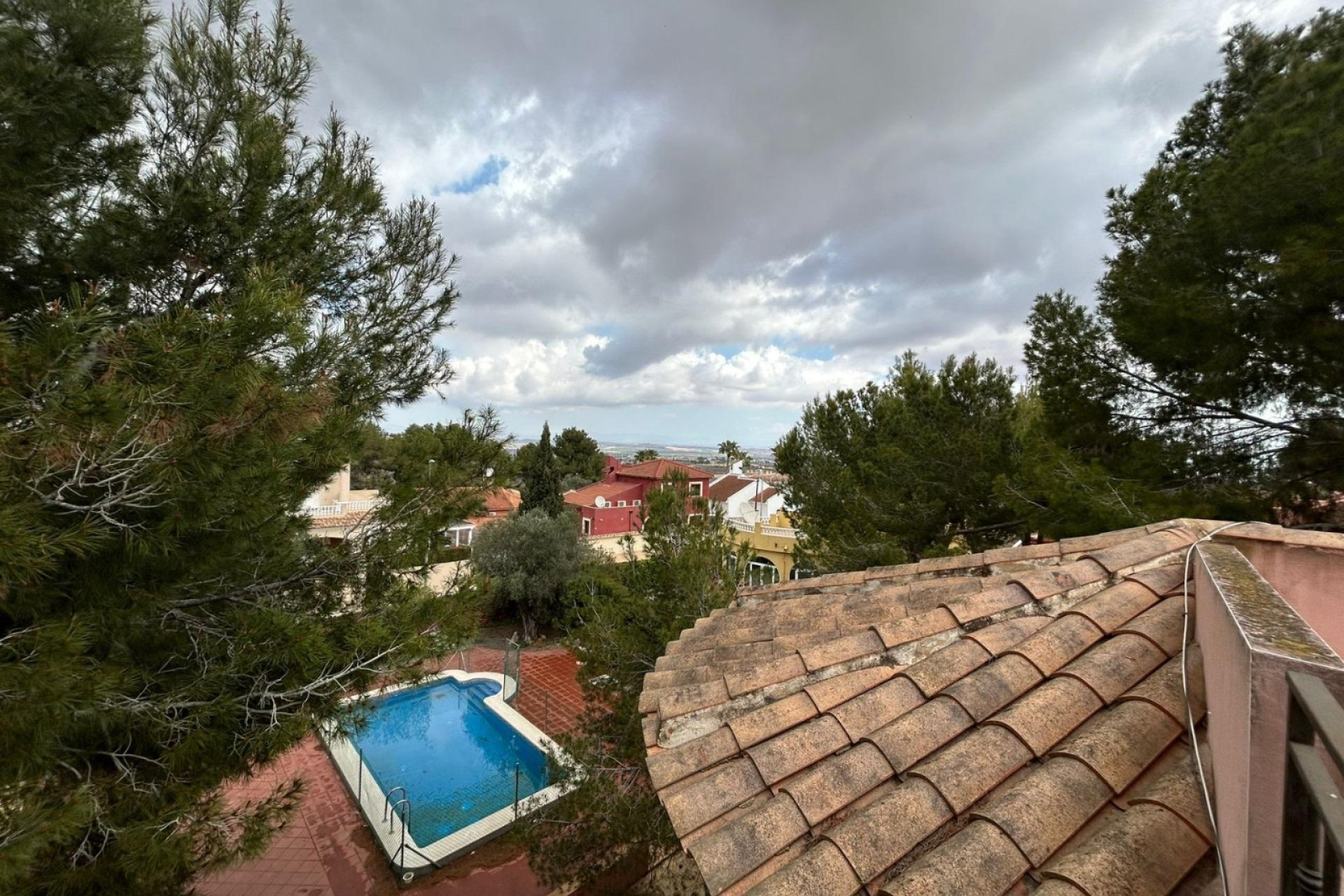 Reventa - Villa independiente - San Miguel de Salinas - Urbanizaciones