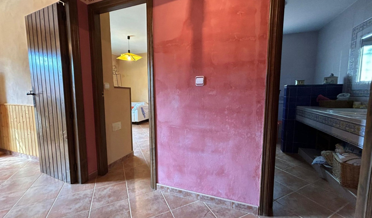 Reventa - Villa independiente - San Miguel de Salinas - Urbanizaciones