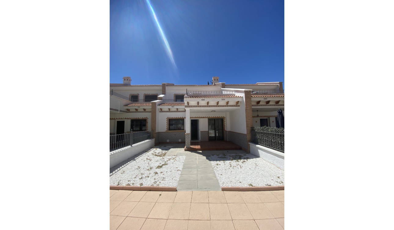 Reventa - Villa independiente - San Miguel de Salinas