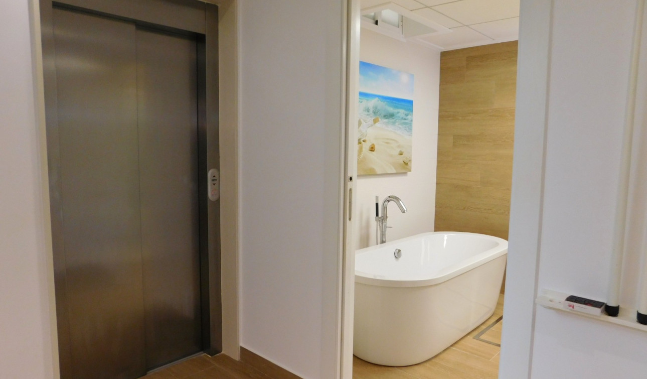 Reventa - Villa independiente - San Miguel de Salinas