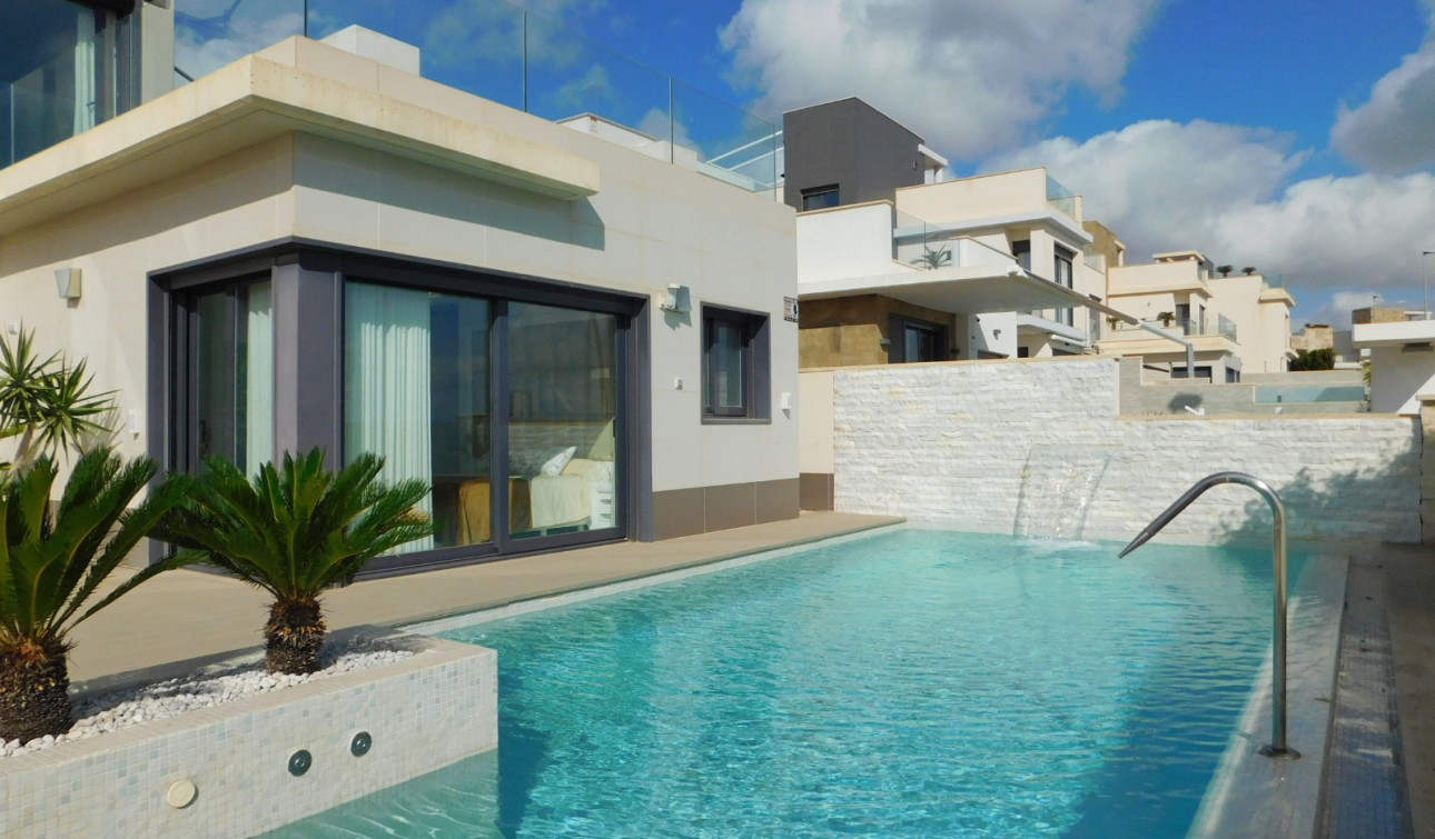 Reventa - Villa independiente - San Miguel de Salinas