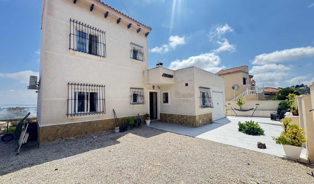 Reventa - Villa independiente - San Miguel de Salinas