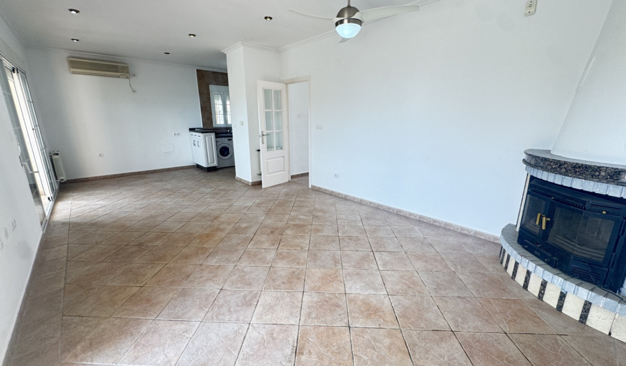 Reventa - Villa independiente - San Miguel de Salinas