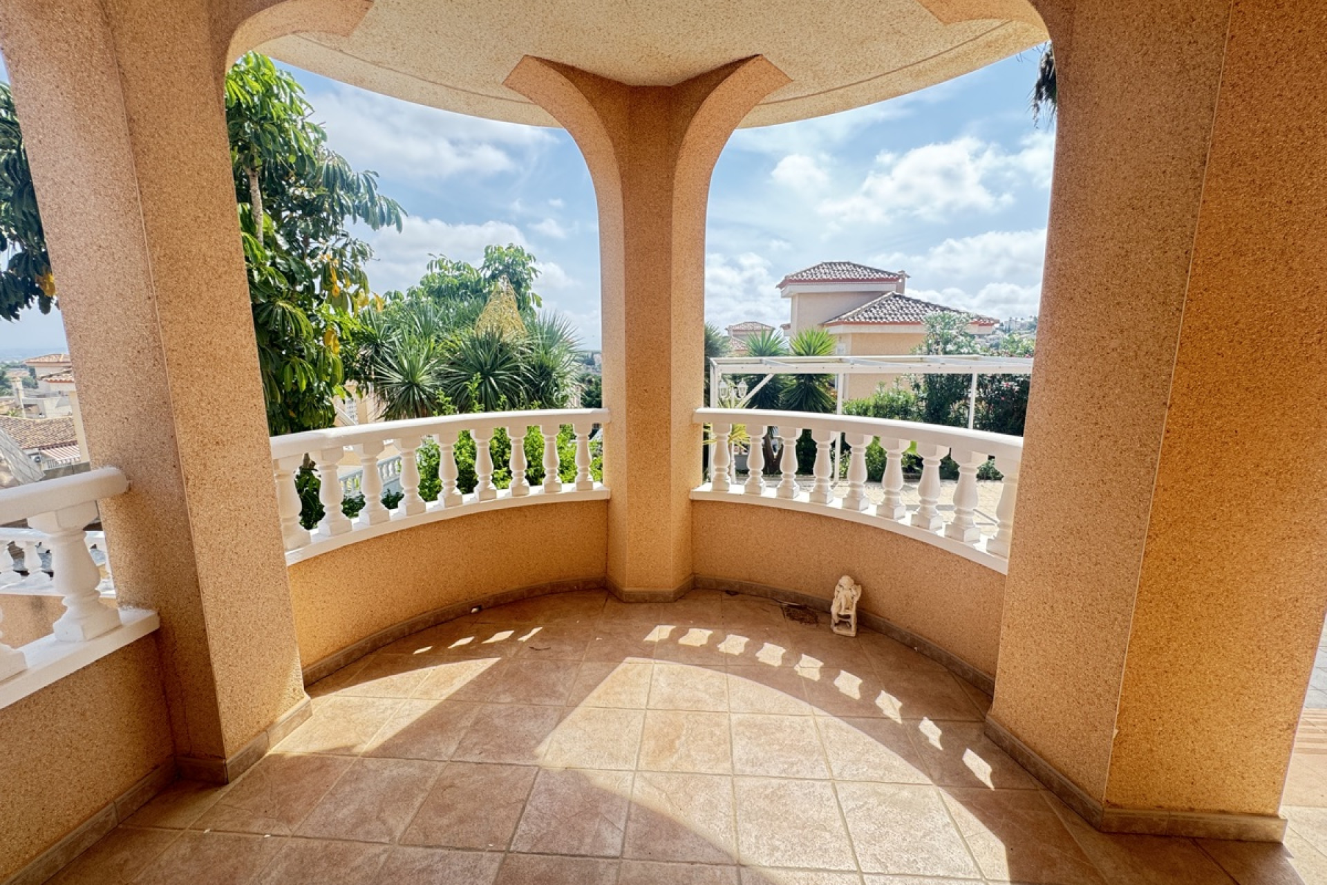 Reventa - Villa independiente - San Miguel de Salinas