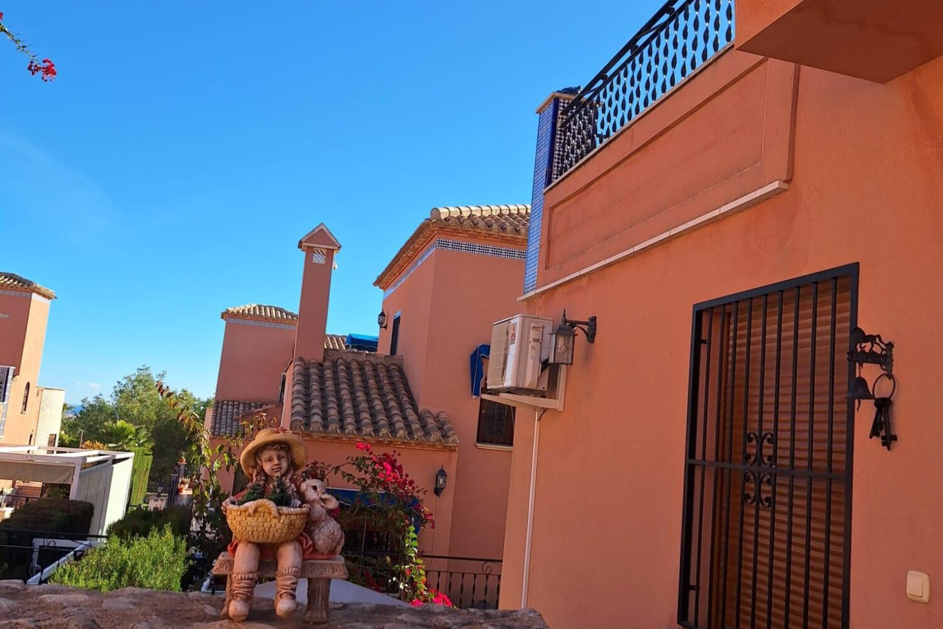 Reventa - Villa independiente - San Miguel de Salinas