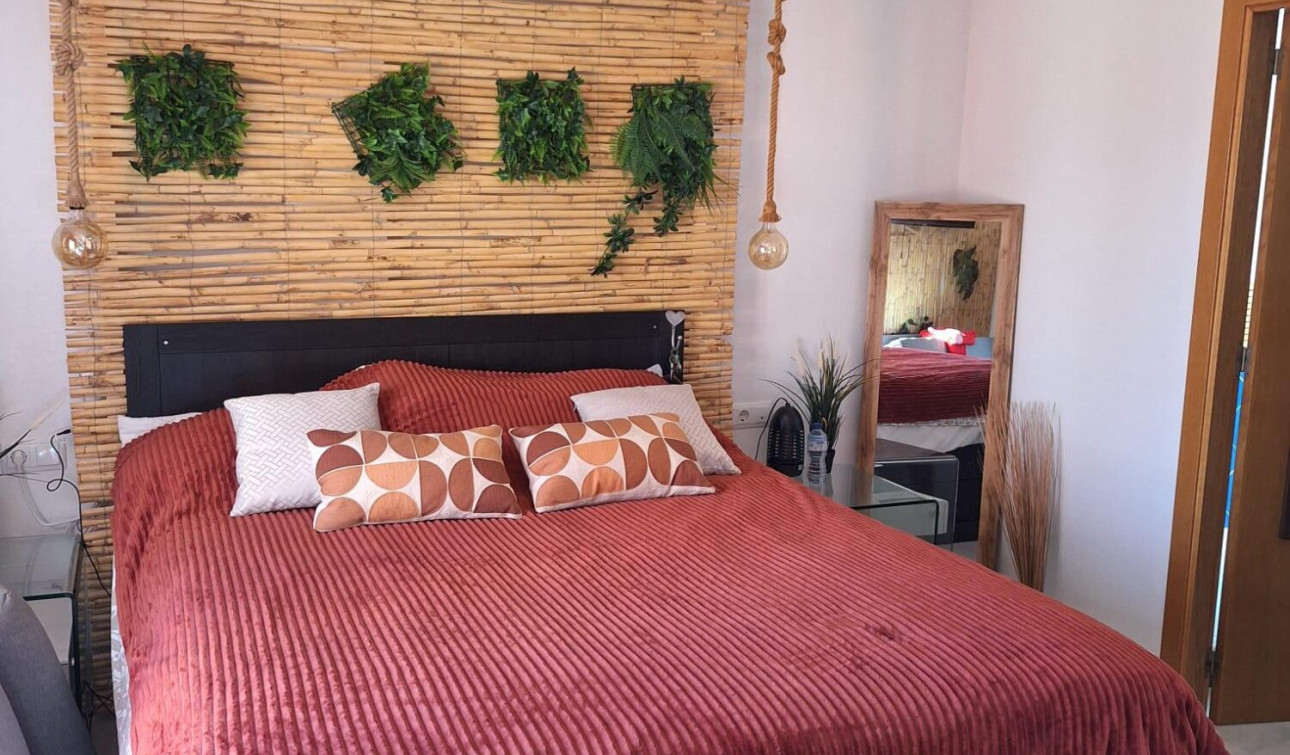 Reventa - Villa independiente - San Miguel de Salinas