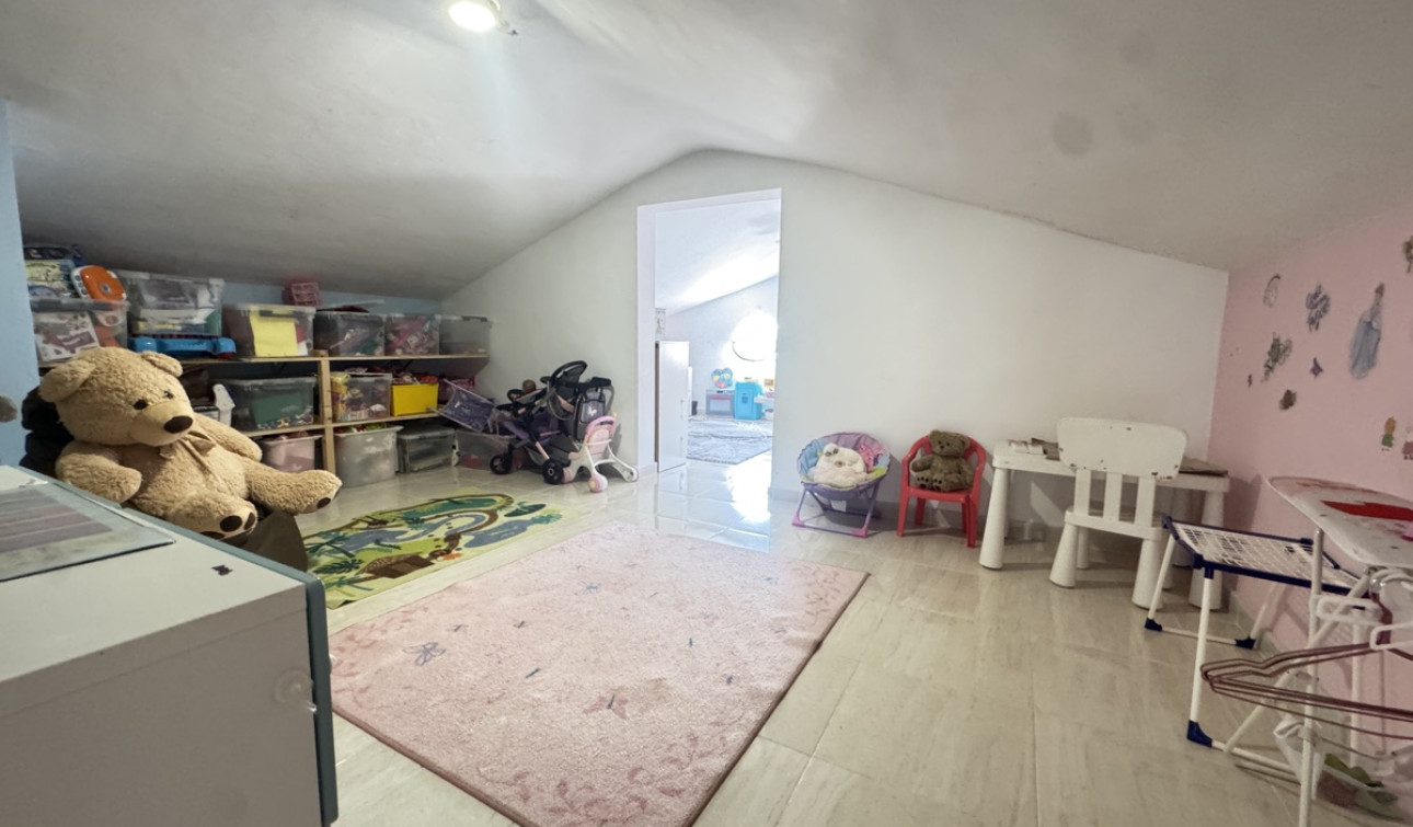 Reventa - Villa independiente - San Miguel de Salinas