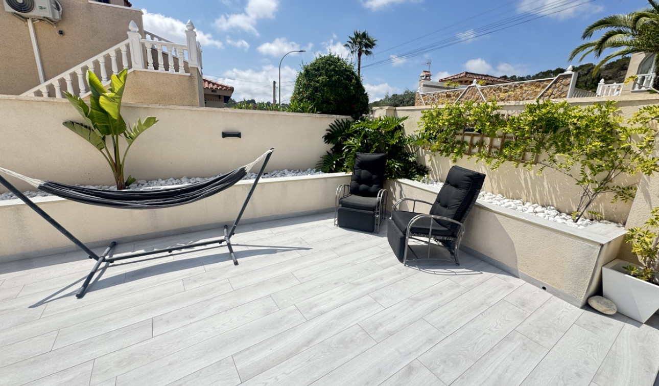 Reventa - Villa independiente - San Miguel de Salinas