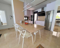 Reventa - Villa independiente - San Miguel de Salinas