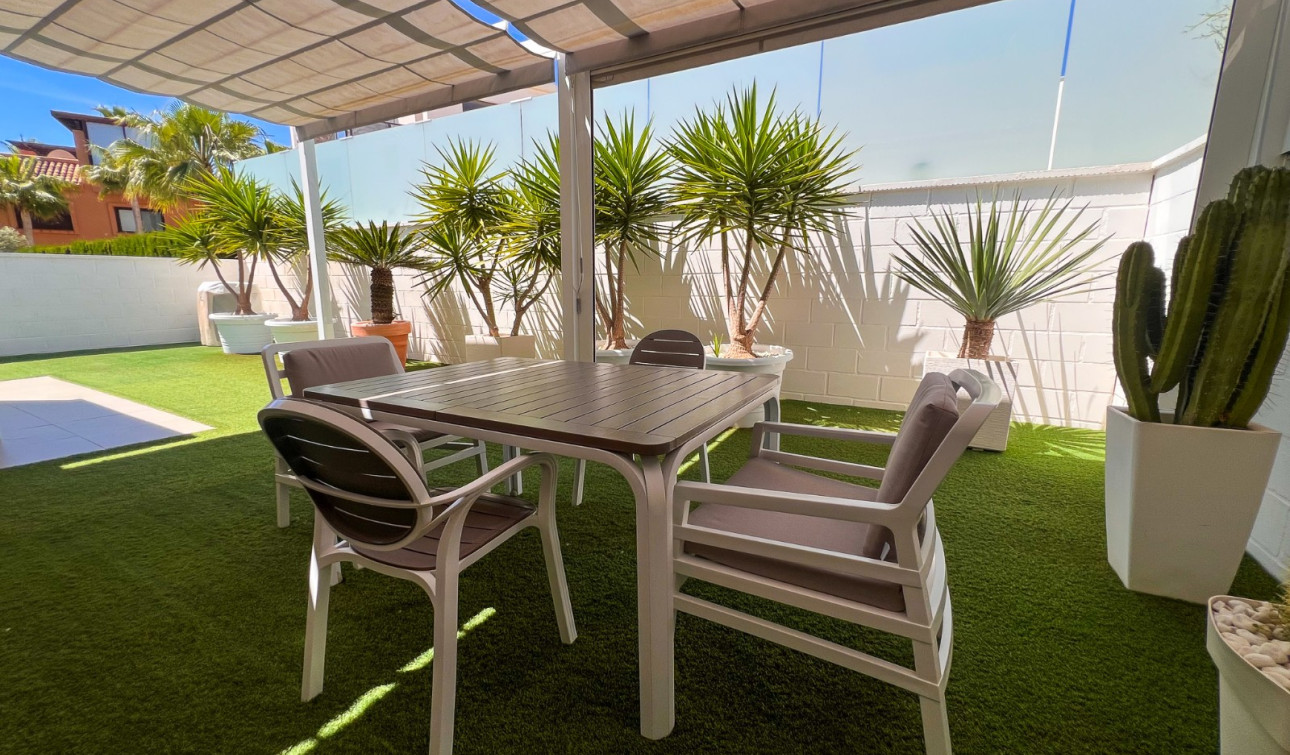 Reventa - Villa independiente - San Miguel de Salinas