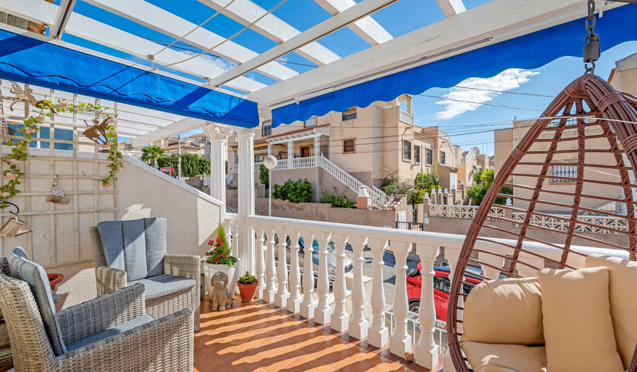Reventa - Villa independiente - San Miguel de Salinas