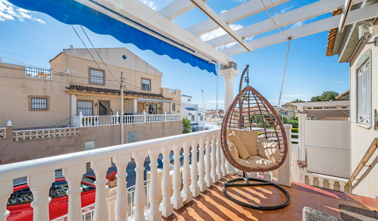 Reventa - Villa independiente - San Miguel de Salinas