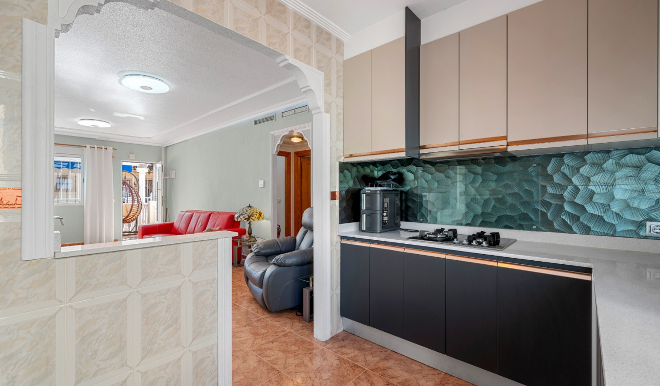 Reventa - Villa independiente - San Miguel de Salinas