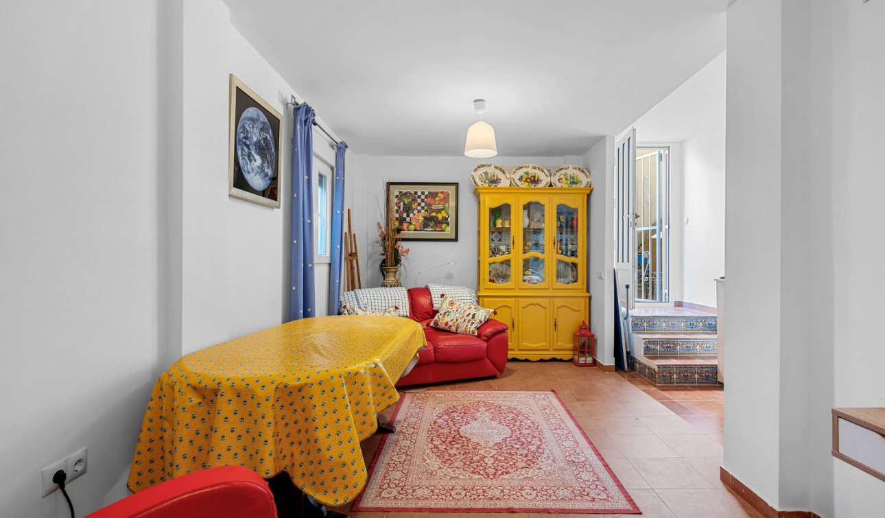 Reventa - Villa independiente - San Miguel de Salinas