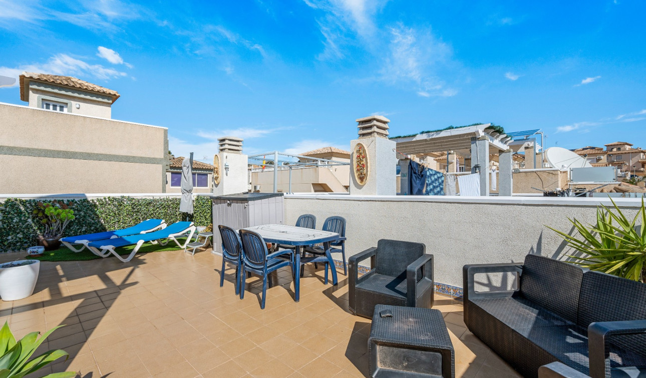 Reventa - Villa independiente - San Miguel de Salinas