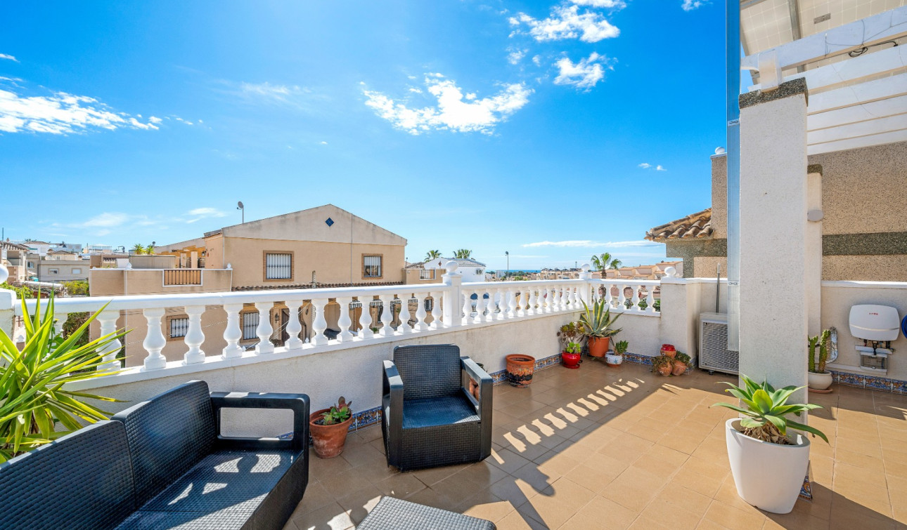 Reventa - Villa independiente - San Miguel de Salinas