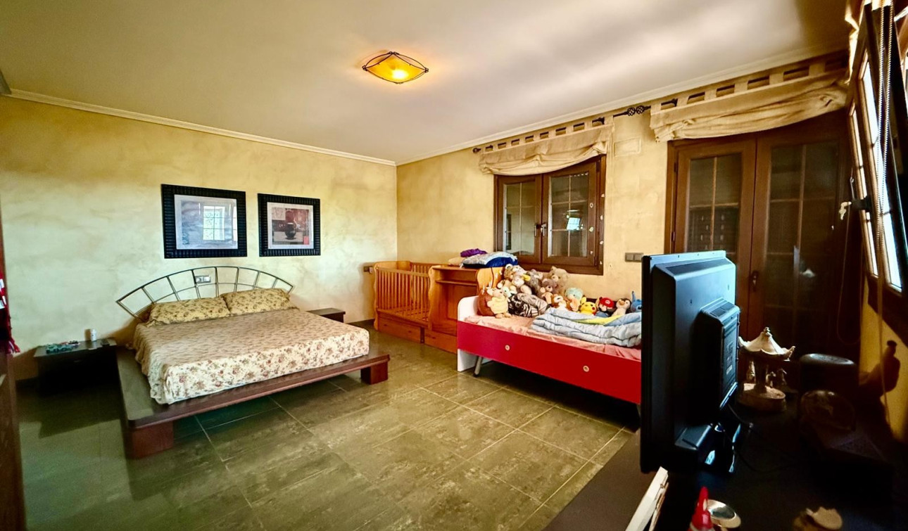 Reventa - Villa independiente - San Miguel de Salinas