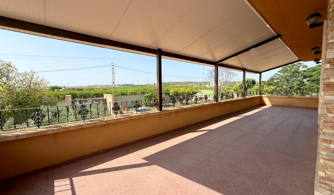 Reventa - Villa independiente - San Miguel de Salinas