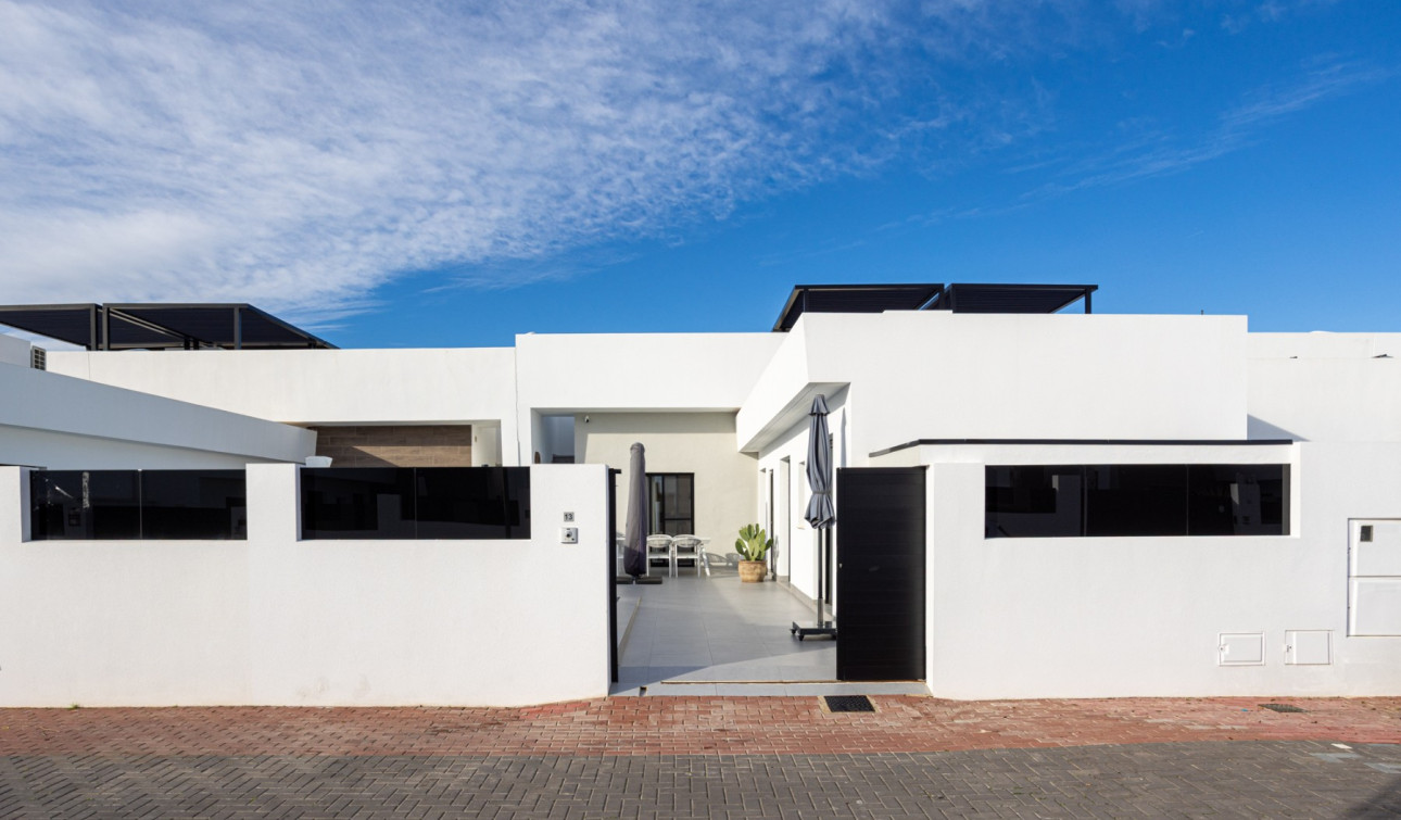 Reventa - Villa independiente - Torre Pacheco - Roldán