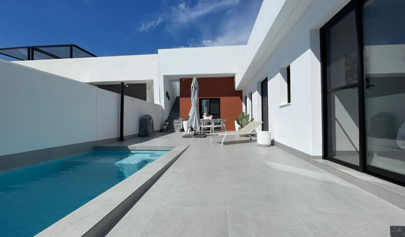 Reventa - Villa independiente - Torre Pacheco - Roldán