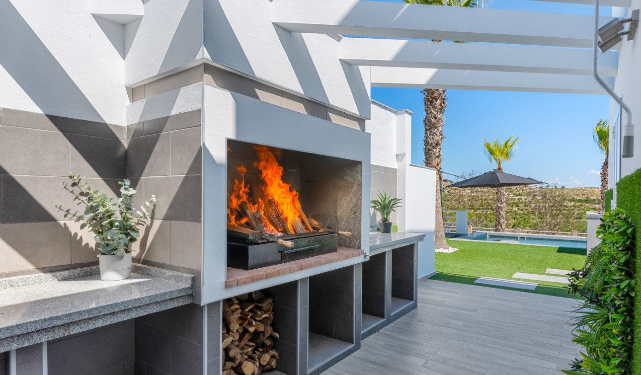 Reventa - Villa independiente - Torremendo