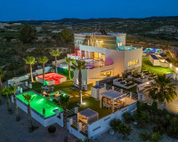 Reventa - Villa independiente - Torremendo