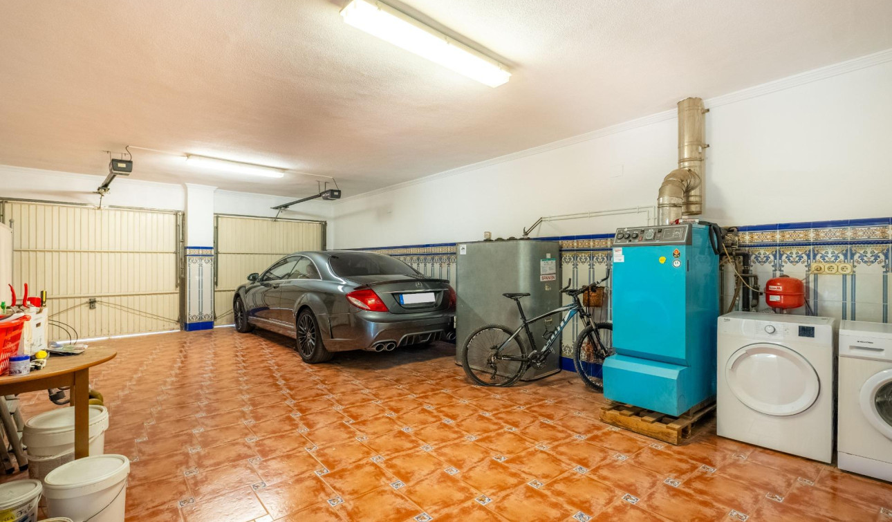 Reventa - Villa independiente - Torrevieja - El chaparral