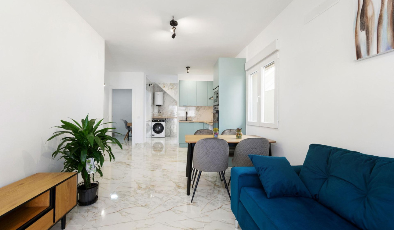 Reventa - Villa independiente - Torrevieja - El chaparral