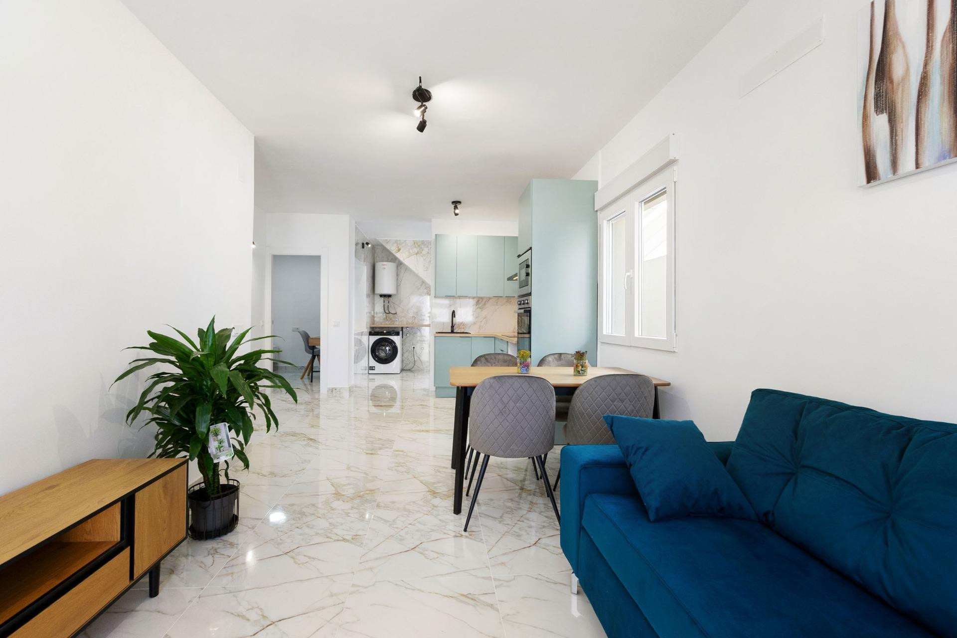 Reventa - Villa independiente - Torrevieja - El chaparral