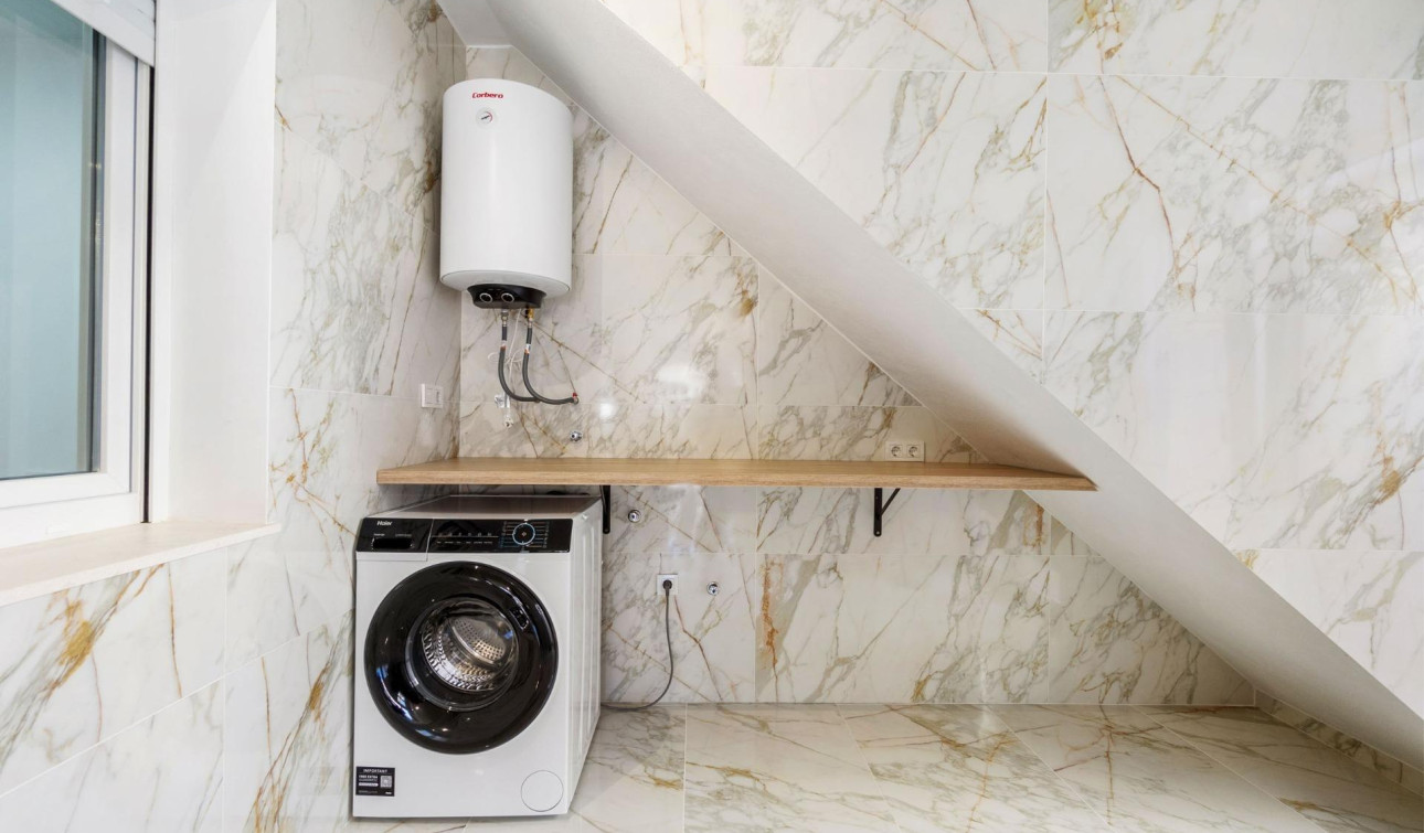 Reventa - Villa independiente - Torrevieja - El chaparral