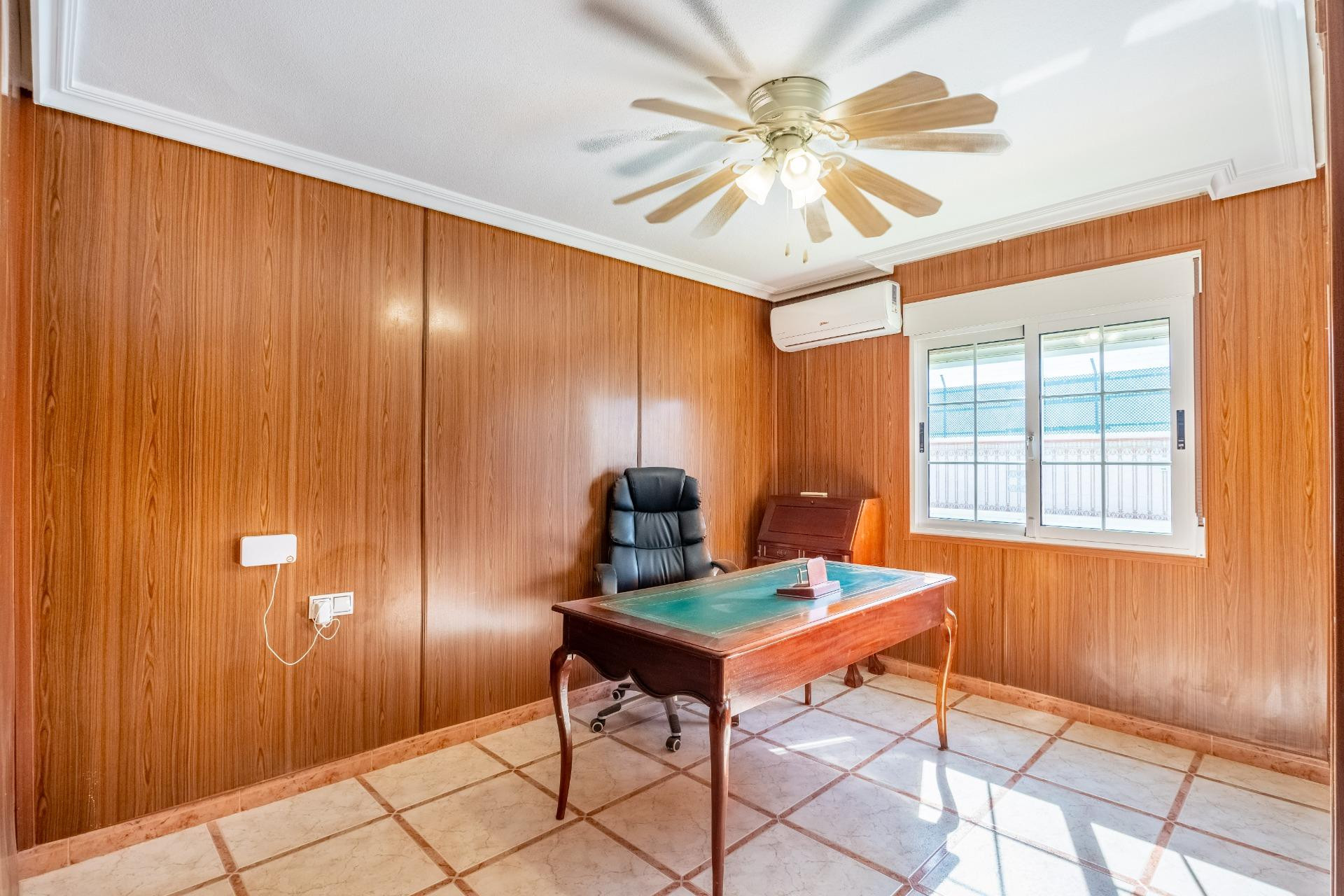 Reventa - Villa independiente - Torrevieja - El chaparral