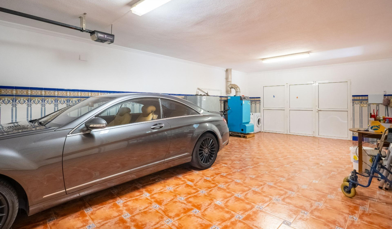 Reventa - Villa independiente - Torrevieja - El chaparral