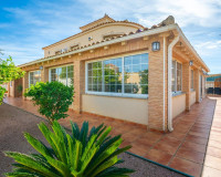 Reventa - Villa independiente - Torrevieja - El chaparral