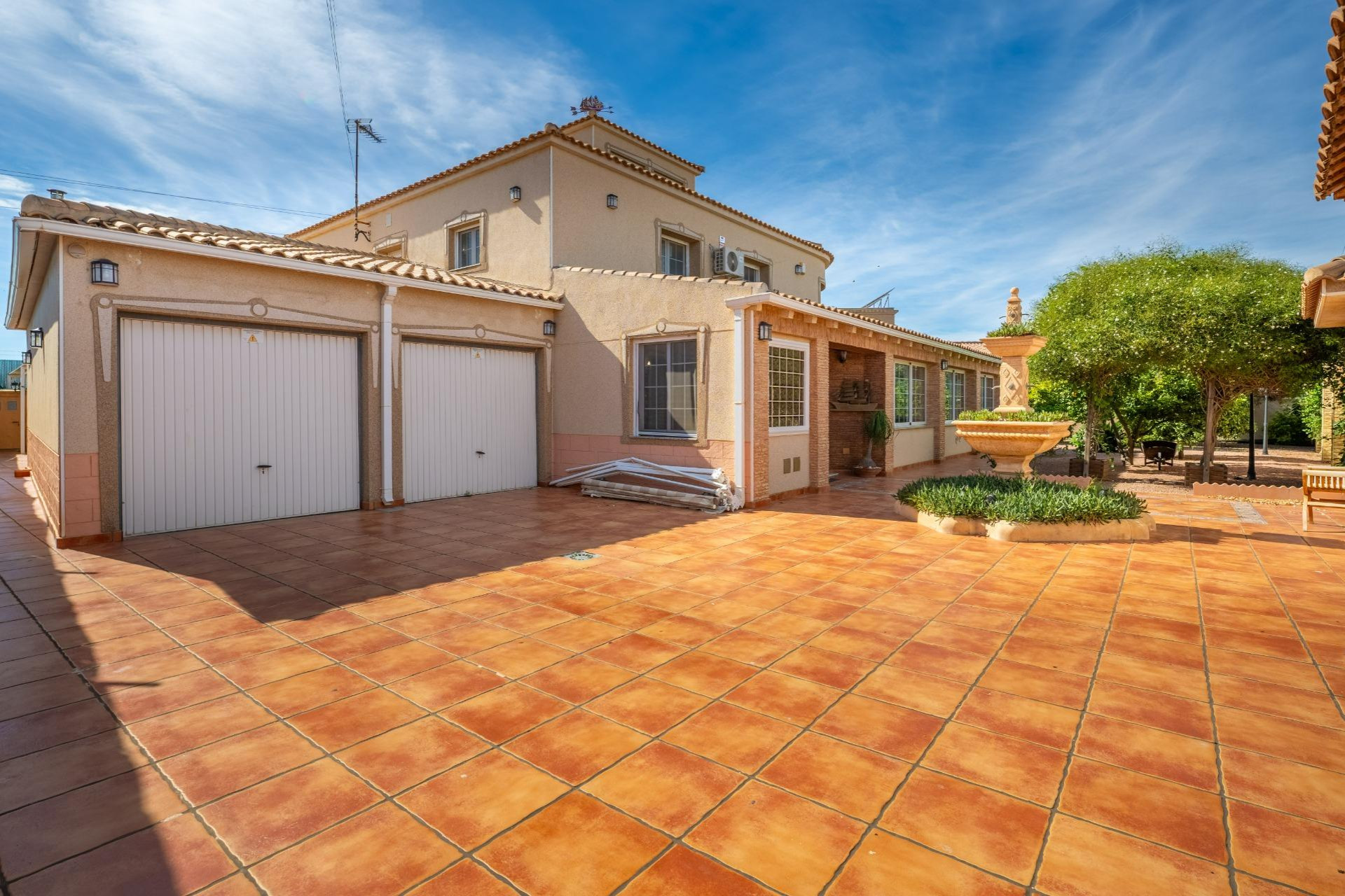 Reventa - Villa independiente - Torrevieja - El chaparral