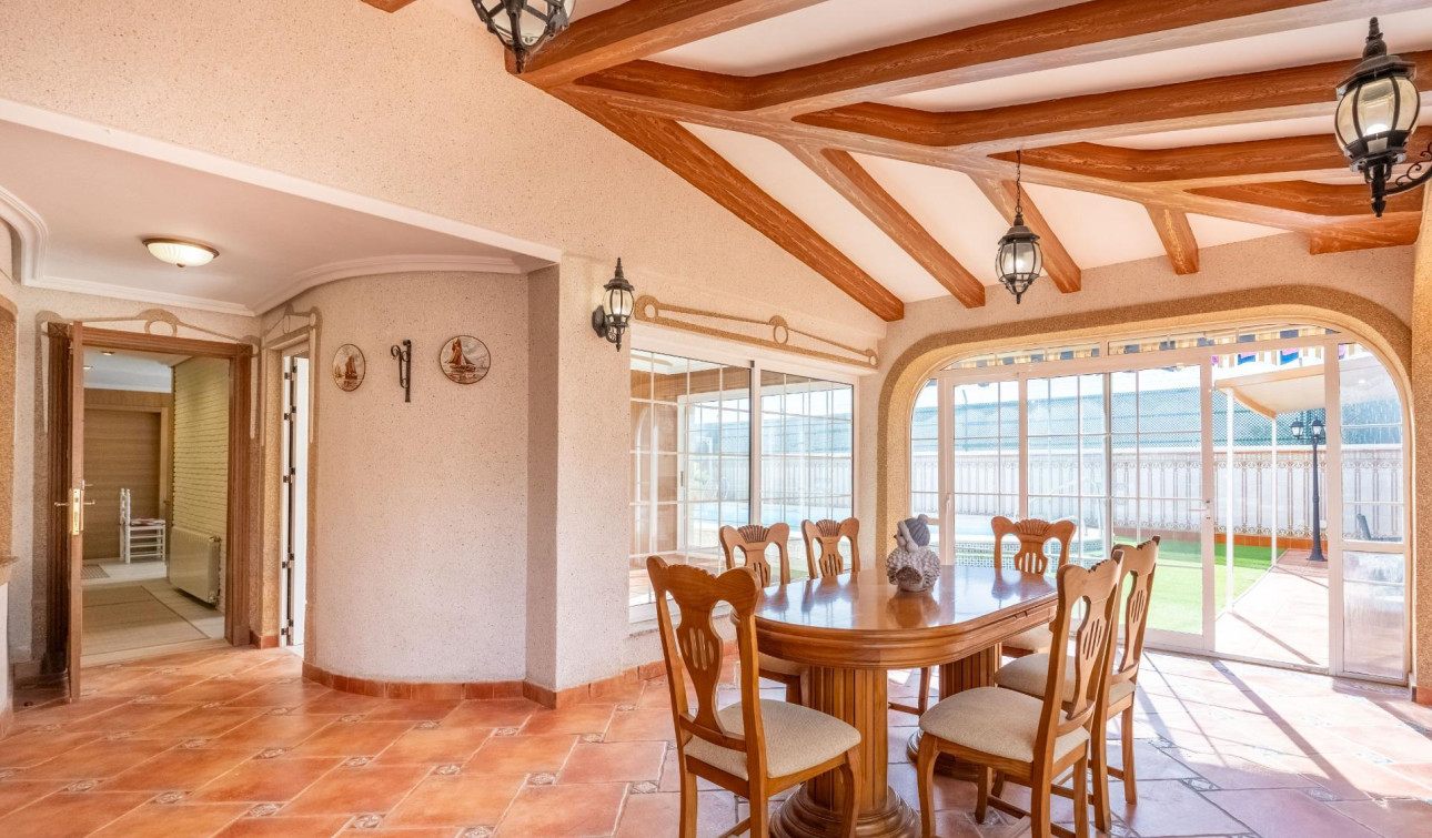 Reventa - Villa independiente - Torrevieja - El chaparral