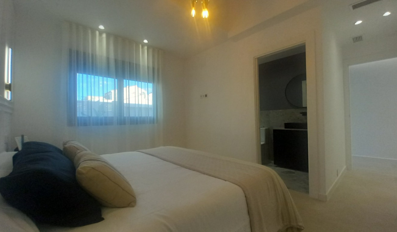 Reventa - Villa independiente - Torrevieja - El Chaparral